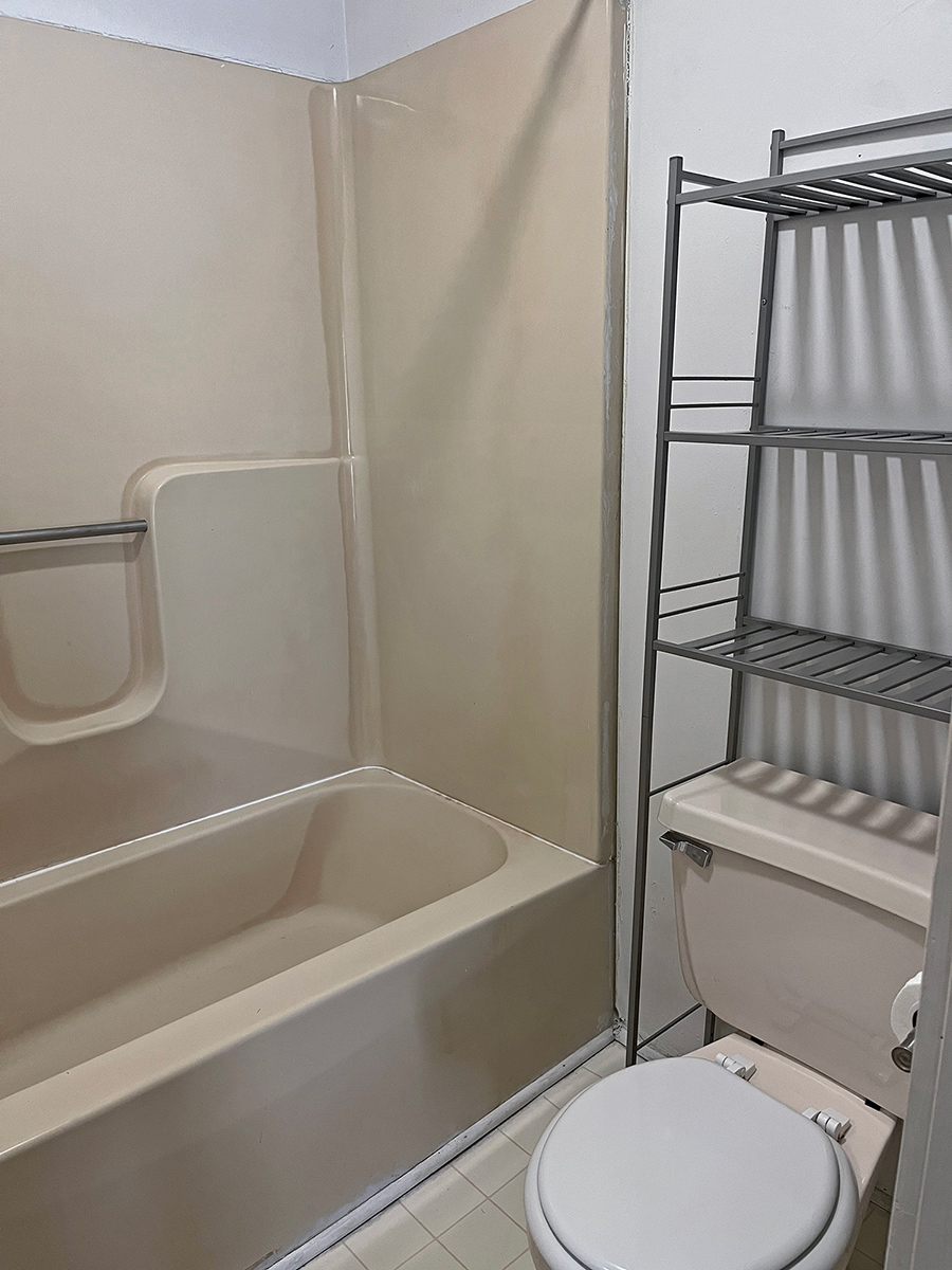 45 Maple #1 - Bath 1